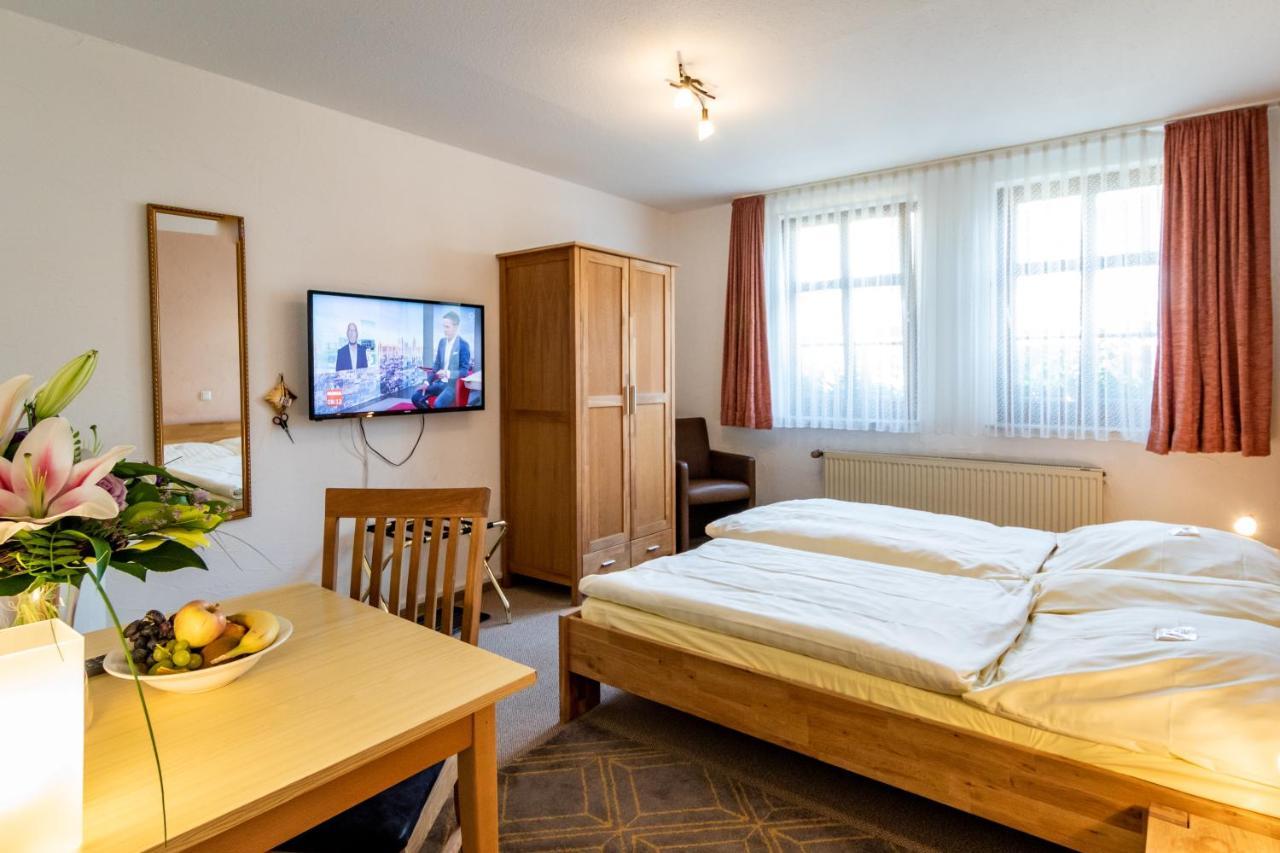 Hotel Goldflair Am Rathaus كورباخ المظهر الخارجي الصورة