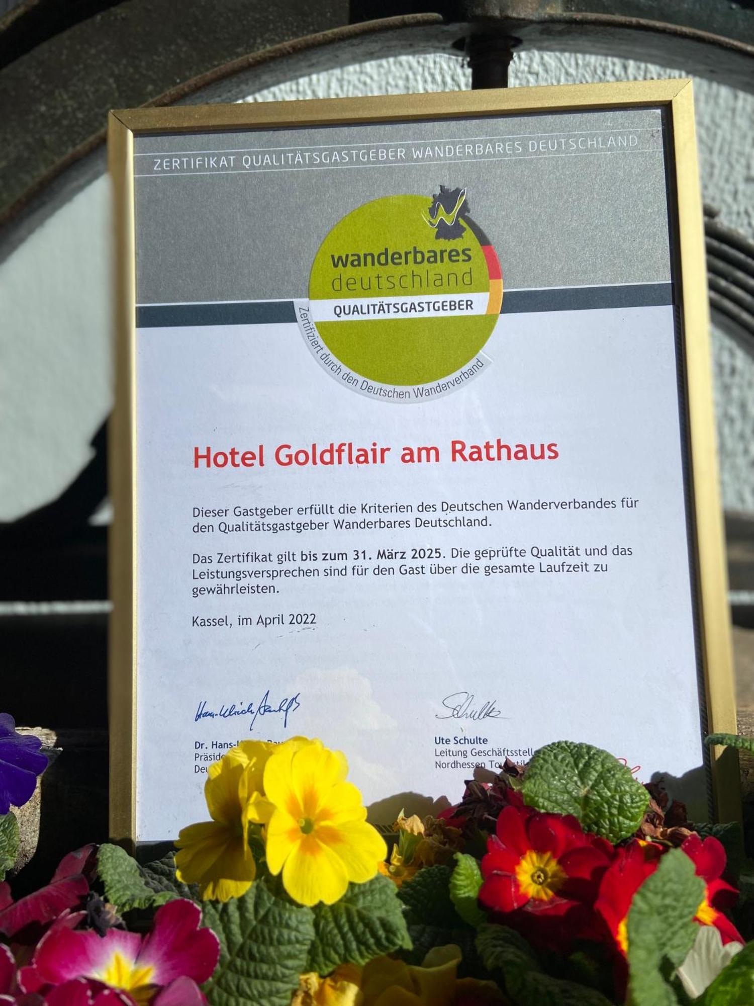 Hotel Goldflair Am Rathaus كورباخ المظهر الخارجي الصورة