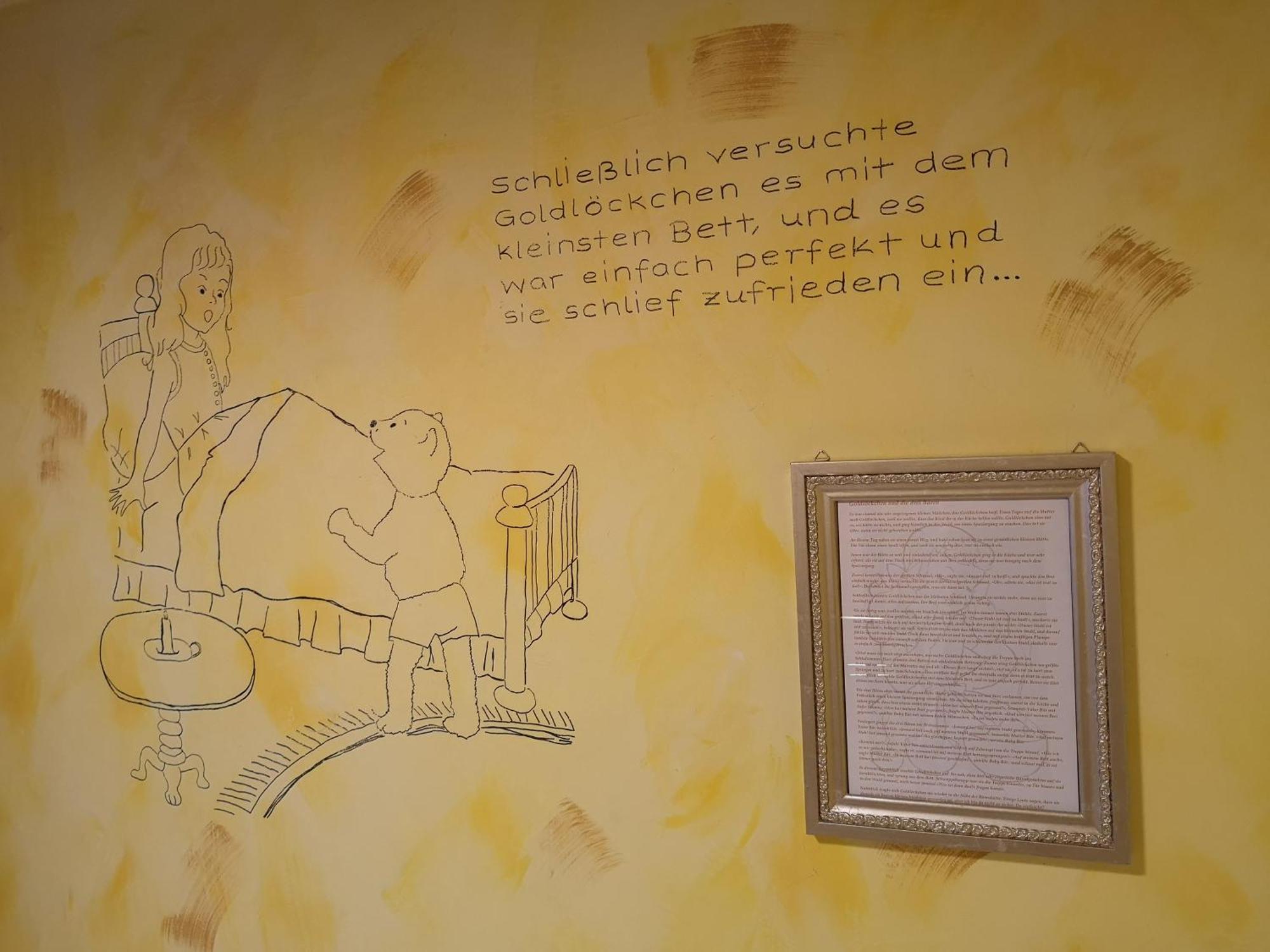 Hotel Goldflair Am Rathaus كورباخ المظهر الخارجي الصورة